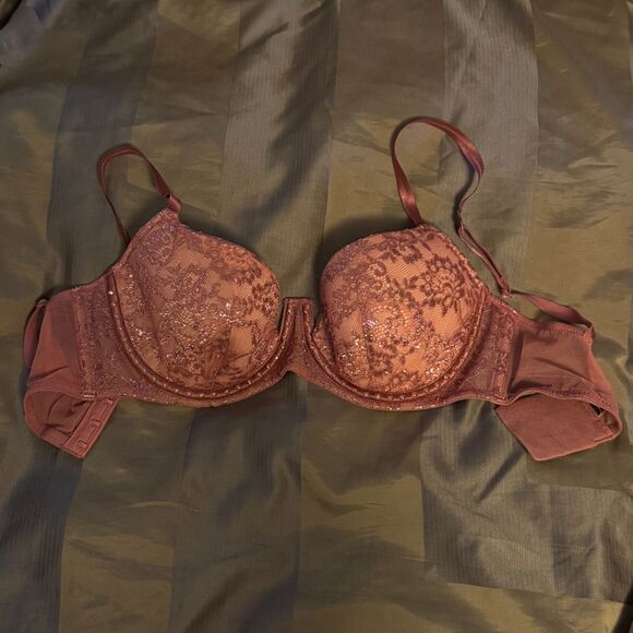 Victoria’s Secret “Very Sexy” Lace Balconette Bra – 32D - Picture 1 of 4